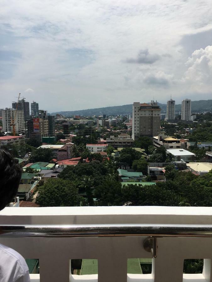 Trillium Residences Condominium Cebu Esterno foto